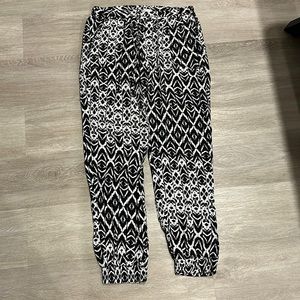 ARDENE AZTEC PRINT
